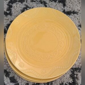 Yellow Threshold Kennet Dinner plates set of four